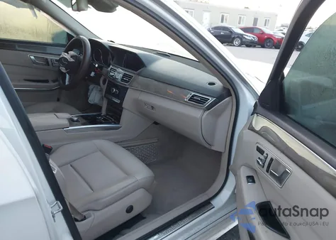 2014 Mercedes-Benz E 350 z USA, uszkodzony, nr VIN WDDHF5KB6EA928304